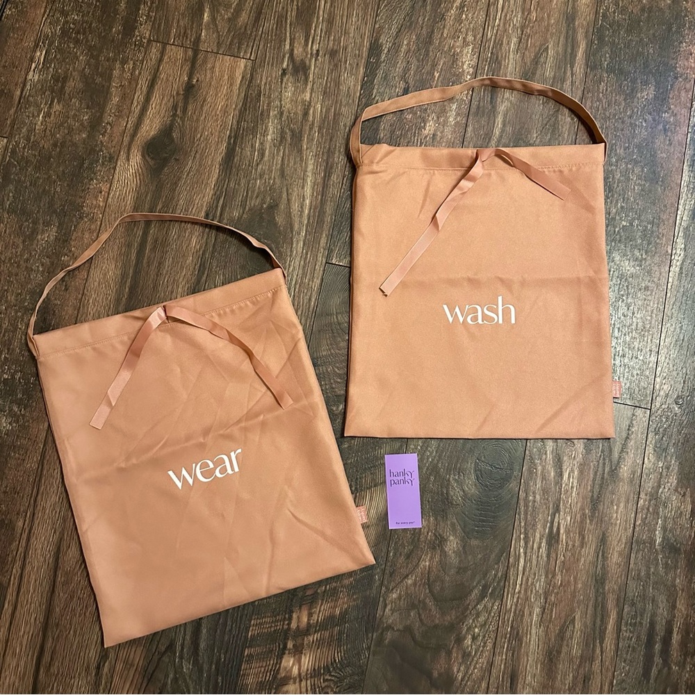 Hanky Panky Travel bags set of two BNWT